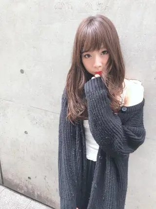 セミロング カラー 髪質改善 中川 翔のヘアスタイル