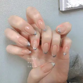 ミディアム ネイル Blowe ニュアンスのネイルデザイン
