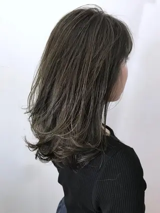 ミディアム カラー エクステ(レミー毛) NINEのヘアスタイル