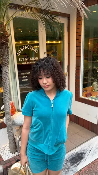 パーマ 水野 明羽のヘアスタイル