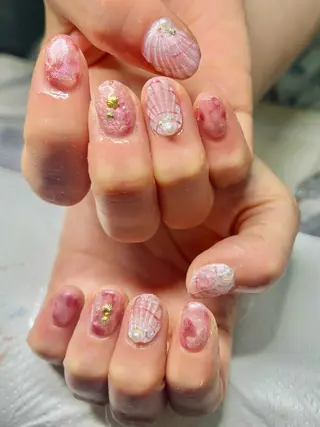 ネイル 新宿ネイルサロン ジェミディローサのネイルデザイン