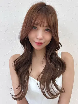 ロング カラー 越智 彩心のヘアスタイル