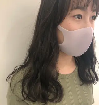 ミディアム カラー レイヤーカット/ ハイライト 千咲季のヘアスタイル