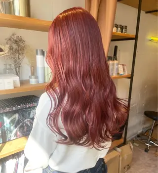 ロング EIGHT 中川原 菜々子のヘアスタイル
