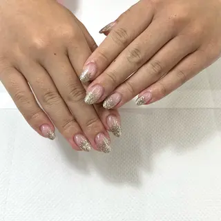 ネイル 〈MAXKELLY〉 HIROSEのネイルデザイン