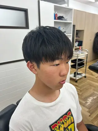 ミディアム メンズ トミオカ ⸌⍤⃝⸍のヘアスタイル
