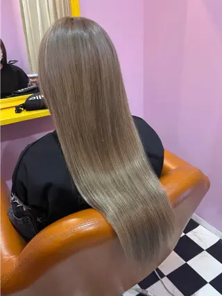 ロング カラー+ちび編み込み エクステ梅田🐨のヘアスタイル