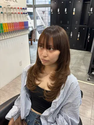 ロング エクステ/ハイトーン レイヤーHIROのヘアスタイル