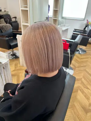 ショート カラー ブリーチ特化 梅田本多翔のヘアスタイル