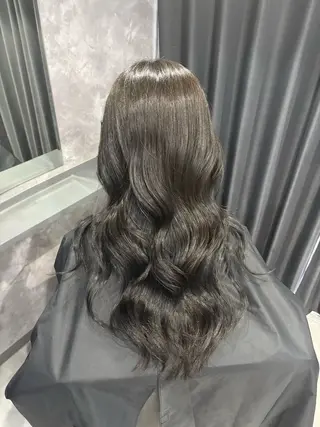 カラー nameless miichiのヘアスタイル