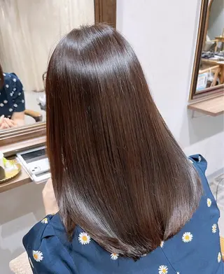 セミロング 髪質改善✨ストレート オグ✂️/ショートのヘアスタイル