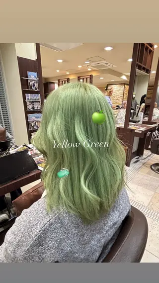 ミディアム ブロンド/ピンク/ IBUKI🍒のヘアスタイル