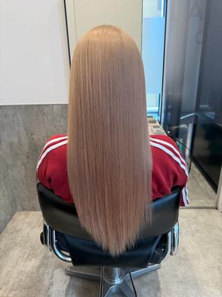 ロング カラー ヘアアレンジ 原宿ハイトーンカラー 🌼みるい🌼のヘアスタイル