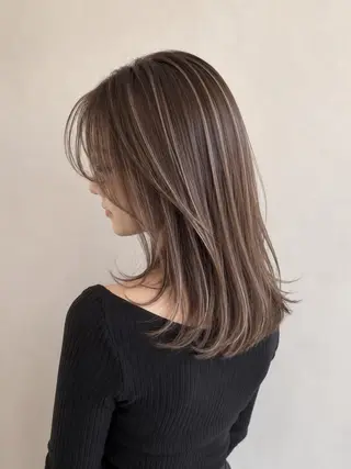 カラー ハイライト/ショート レイヤー✨yaeのヘアスタイル
