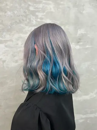 ミディアム カラー 💜Noa /艶髪ハイトーン💫のヘアスタイル