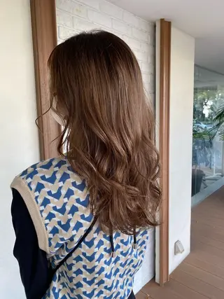セミロング カラー 西村 涼のヘアスタイル