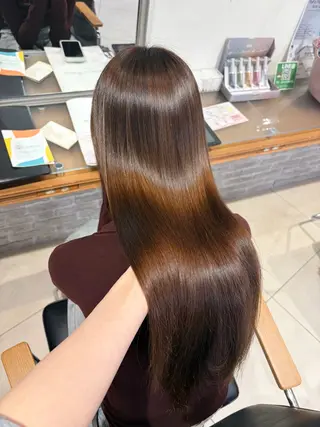 ロング 透明感カラー🎀/ 寒色カラー/マツエクのヘアスタイル
