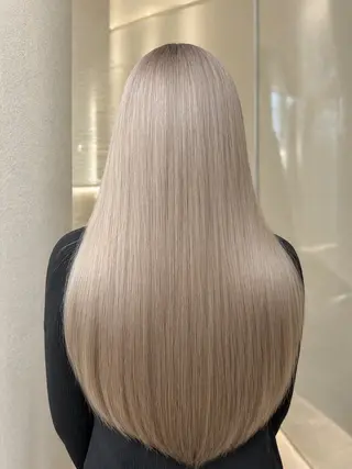 ロング カラー ハイトーン Arphyのヘアスタイル