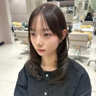 セミロング 新宿/レイヤー/ 透明感カラー✨りくのヘアスタイル