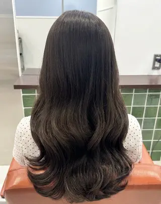 セミロング パーマ aini上本町 吉元直明のヘアスタイル