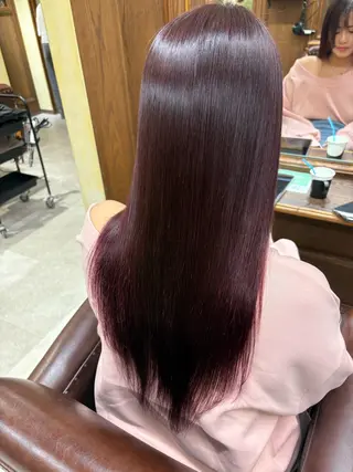 ロング 河上 麻衣/白髪ぼかしのヘアスタイル