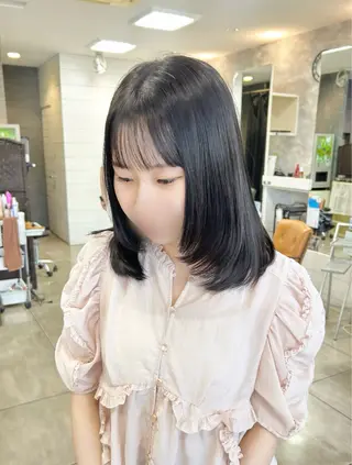 ミディアム レイヤー/艶髪カラー 森本くるみのヘアスタイル