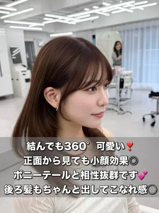セミロング 透明感カラー🩶 ×小顔カット難波のヘアスタイル
