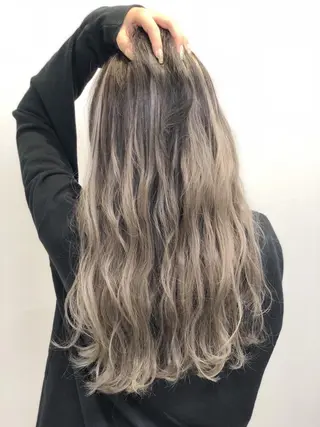 ショート カラー BREK 袋井店のヘアスタイル