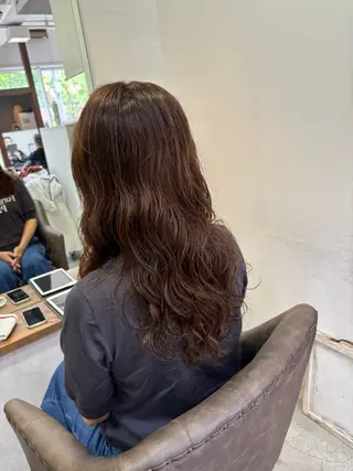 ロング パーマ ショート・パーマ・デ ザインカラー/むつみのヘアスタイル