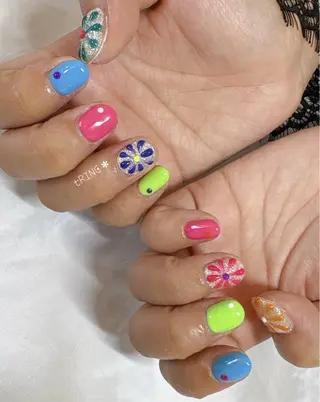 ネイル tRING* しいの木台のネイルデザイン