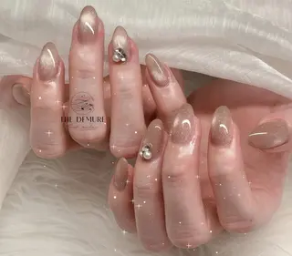 ネイル Demure Momo銀座店のネイルデザイン