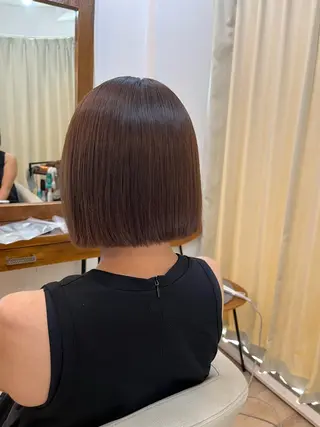 ショート 山岡 美穂のヘアスタイル