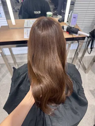 ロング カラー 透明感ワンホン カラー🤍つぶら🤍のヘアスタイル
