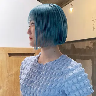 ショート mirai/レイヤー ボブ/デザインのヘアスタイル