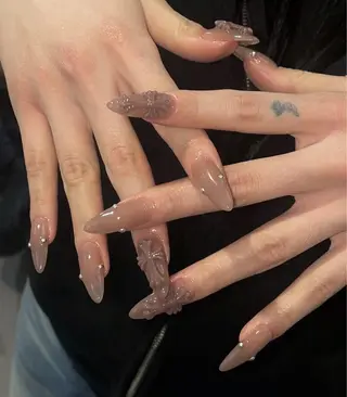 ネイル Sora  Nail 長さ出し専門店のネイルデザイン