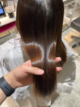 ロング レイヤーカット 小山 悠のヘアスタイル