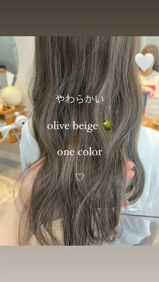 セミロング カラー 対馬 粘音のヘアスタイル
