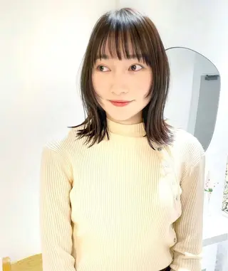 ミディアム カラー 池田 未瑠のヘアスタイル