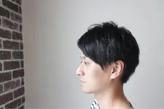 ショート 吉本 知弘のヘアスタイル