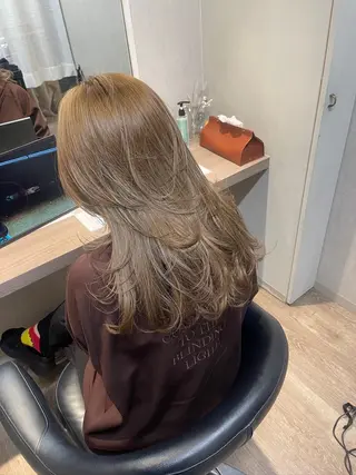 セミロング カラー ANDIAMO SAKAE🍁楓のヘアスタイル