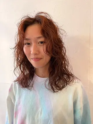 ミディアム パーマ 若林 良のヘアスタイル