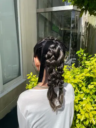 ロング ヘアアレンジ LUXBE LUCE ひなののヘアスタイル