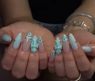 ネイル Lenie Nail Salonのネイルデザイン