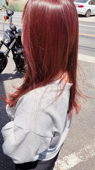 ロング ビヨウシツトリコ よねたにみなのヘアスタイル