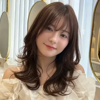 セミロング 韓国レイヤー/艶髪/ 縮毛矯正/ 渡邊莉玖のヘアスタイル