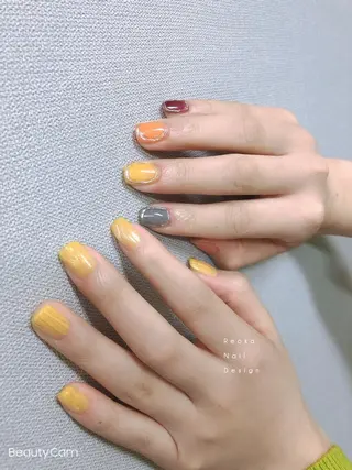 ミディアム ネイル Blowe ニュアンスのネイルデザイン