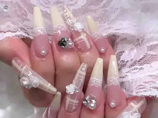 ロング カラー Bling Salonのネイルデザイン