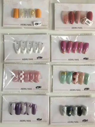 ネイル 横浜市中区曙町 ネイルE·U·Bのネイルデザイン
