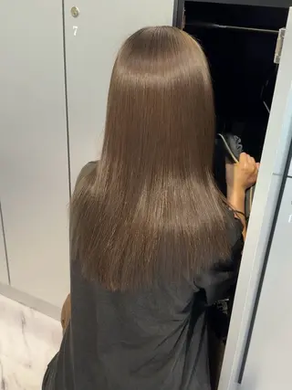 ロング Rita/髪質改善/ ブリーチなしWカラーのヘアスタイル