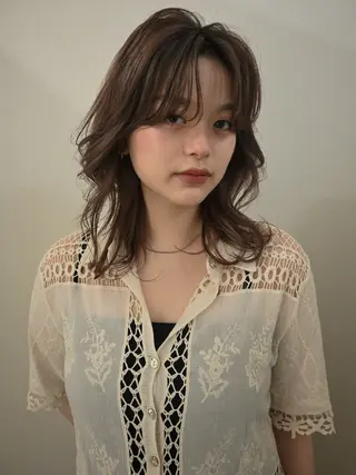 カラー aya / ニュアンスカラーのヘアスタイル